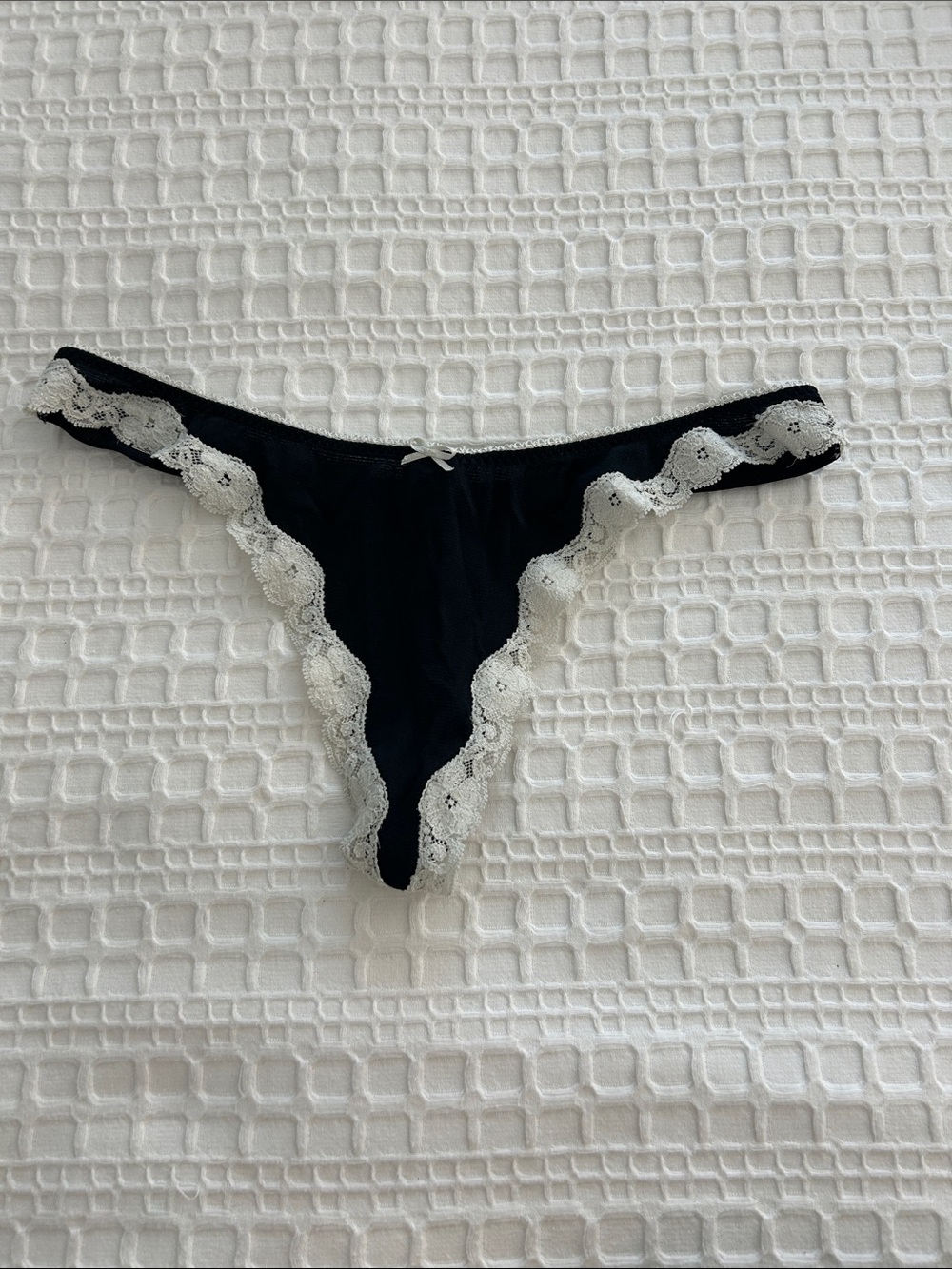 Maidenform Black Bikini Panty with White Trim and Bow